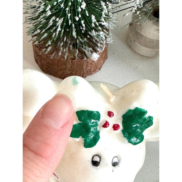 Vintage Christmas Candle set: Reindeer and Polar Bear Decor - Picture 8 of 10